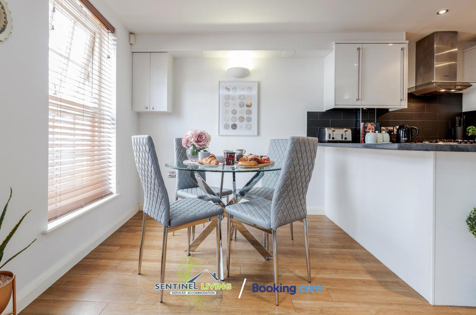 Windsor Flat 2 Bed By Sentinel Living With Free Wifi And Parking Apartamento Exterior foto