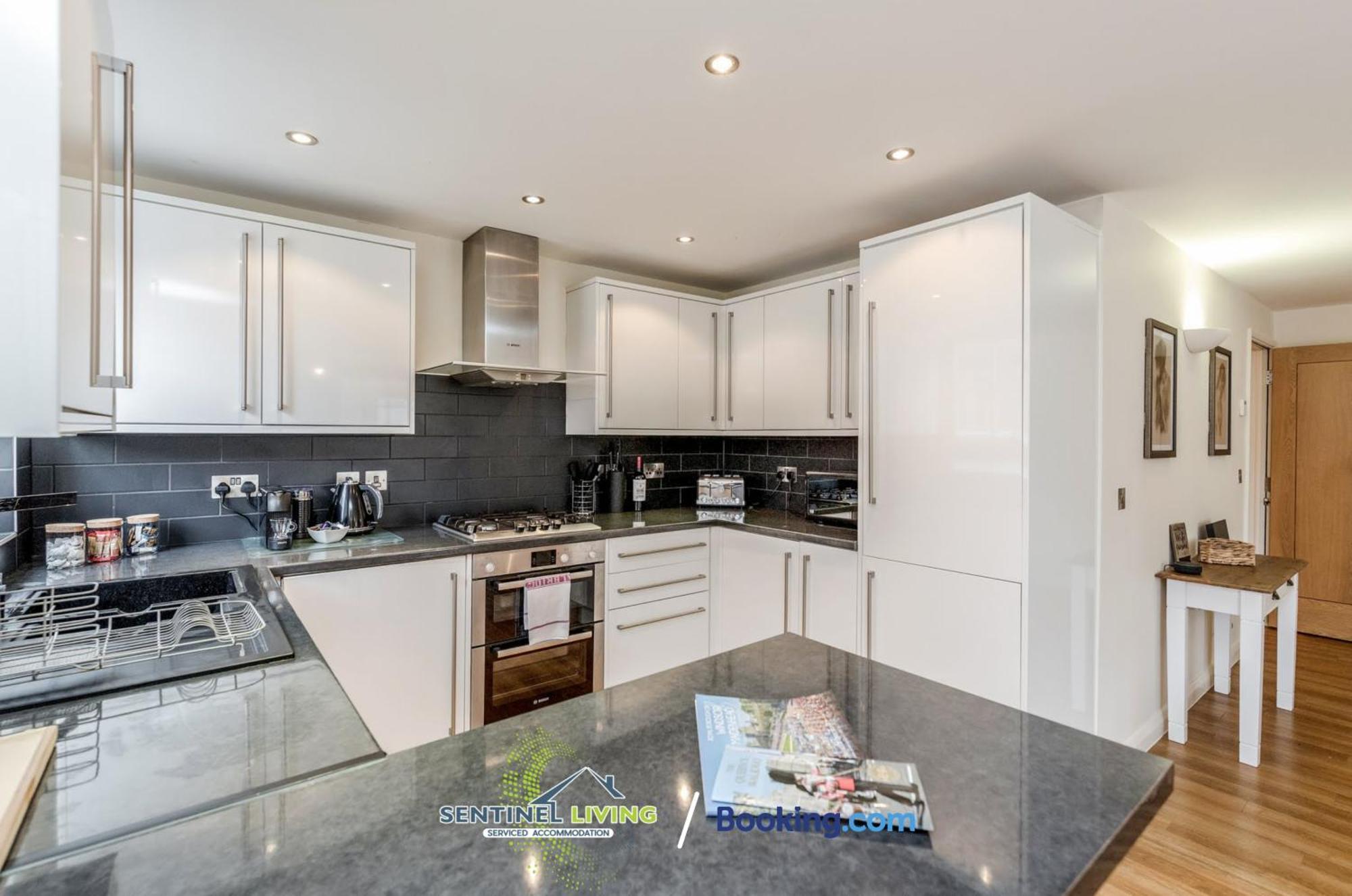 Windsor Flat 2 Bed By Sentinel Living With Free Wifi And Parking Apartamento Exterior foto