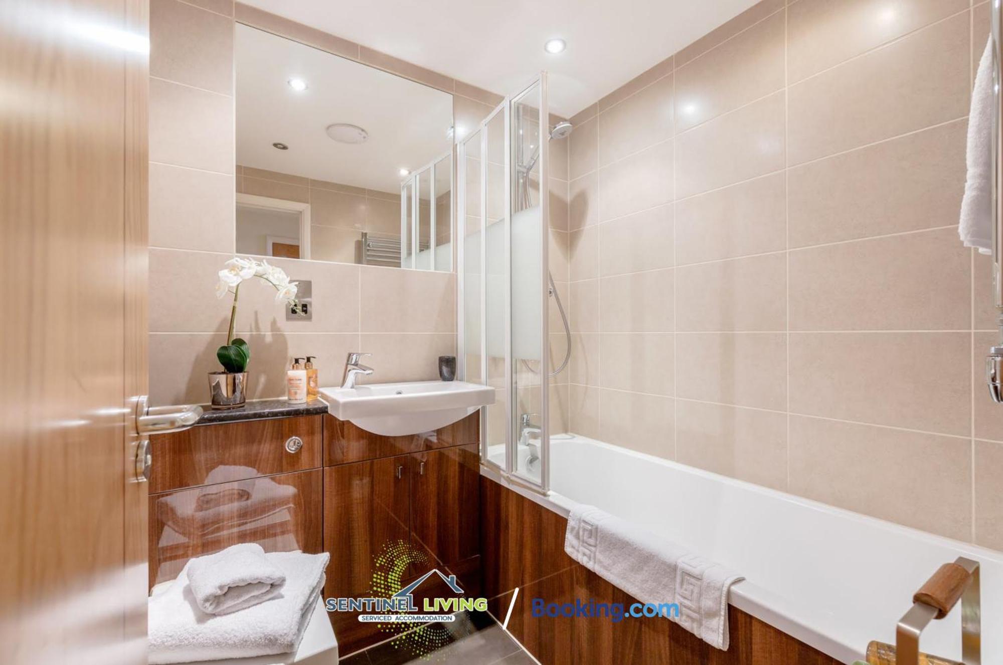 Windsor Flat 2 Bed By Sentinel Living With Free Wifi And Parking Apartamento Exterior foto